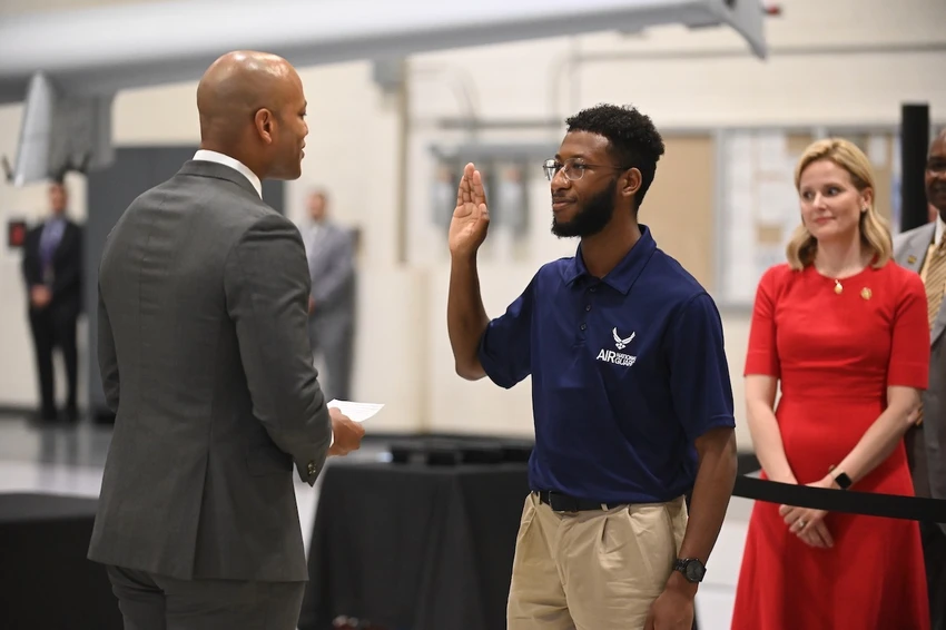 Governor Wes Moore administrating Oath of Enlistment